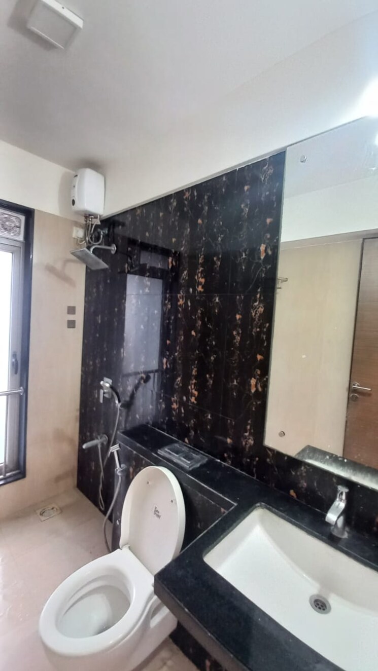 Attached Bathroom, spenta-palazzio 3 Bedroom 1019 Sq.Ft. Apartment In Sakinaka Mumbai 8840232