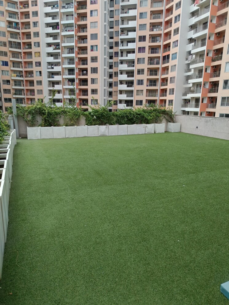 Garden, shapoorji-pallonji-joyville-gurgaon 2 Bedroom 915 Sq.Ft. Apartment In Sector 102 Gurgaon 8840244