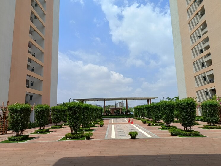 Exterior View, shapoorji-pallonji-joyville-gurgaon 2 Bedroom 915 Sq.Ft. Apartment In Sector 102 Gurgaon 8840244