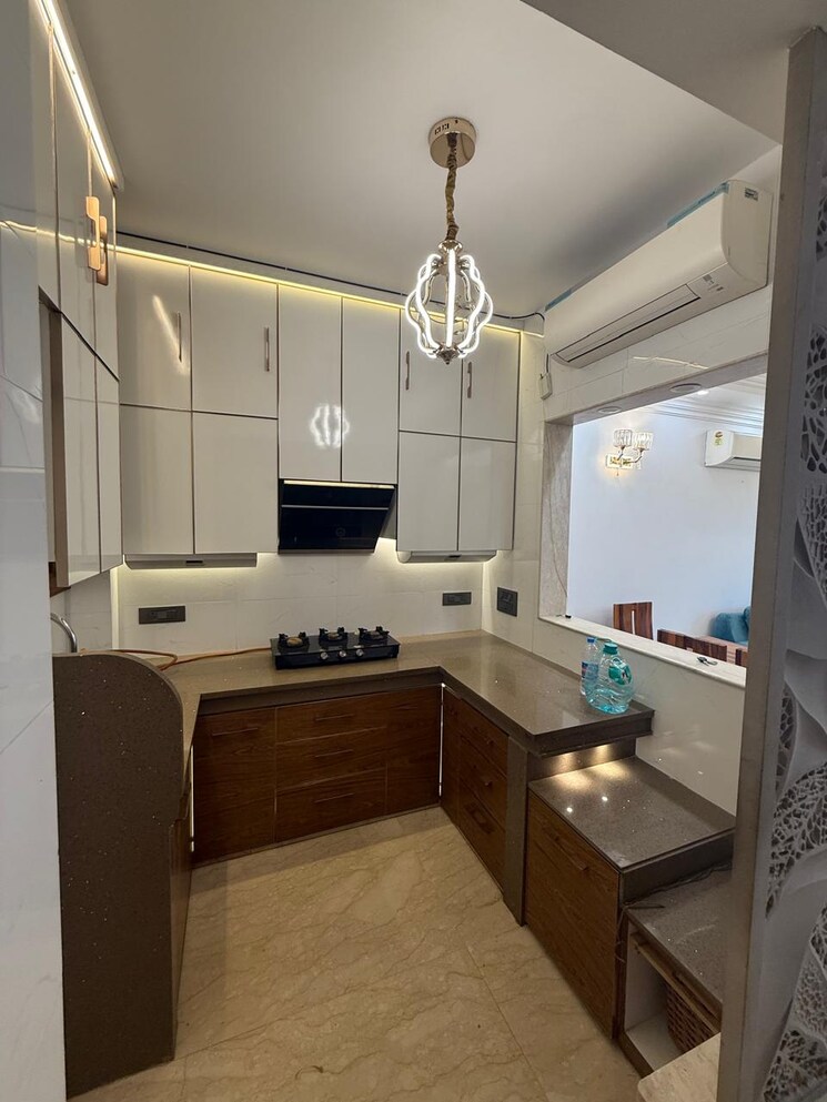 Kitchen, chittaranjan park 3 Bedroom 1500 Sq.Ft. Builder Floor In Chittaranjan Park Delhi 8840243