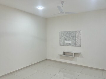 Room in 2 BHK Apartment at Shapoorji Pallonji Joyville Gurgaon, Sector 102 – for Rent