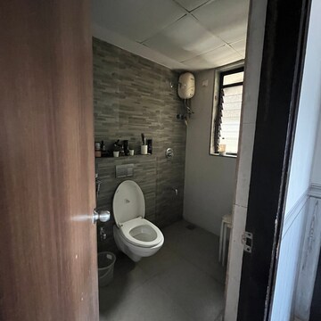 Bathroom in 1.5 BHK Apartment at Lodha Palava Downtown Dombivli East, Taloja Bypass Road – for Rent