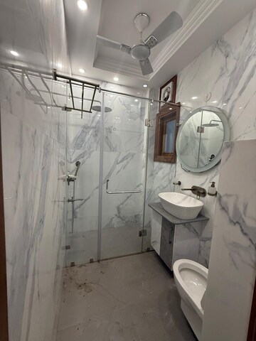 Bathroom in 1 BHK Builder Floor at Chittaranjan Park – for Rent