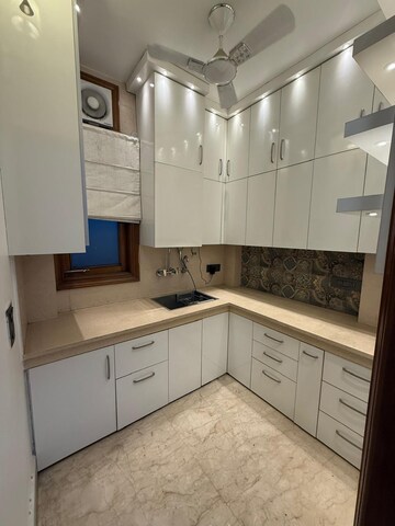 Kitchen in 1 BHK Builder Floor at Chittaranjan Park – for Rent