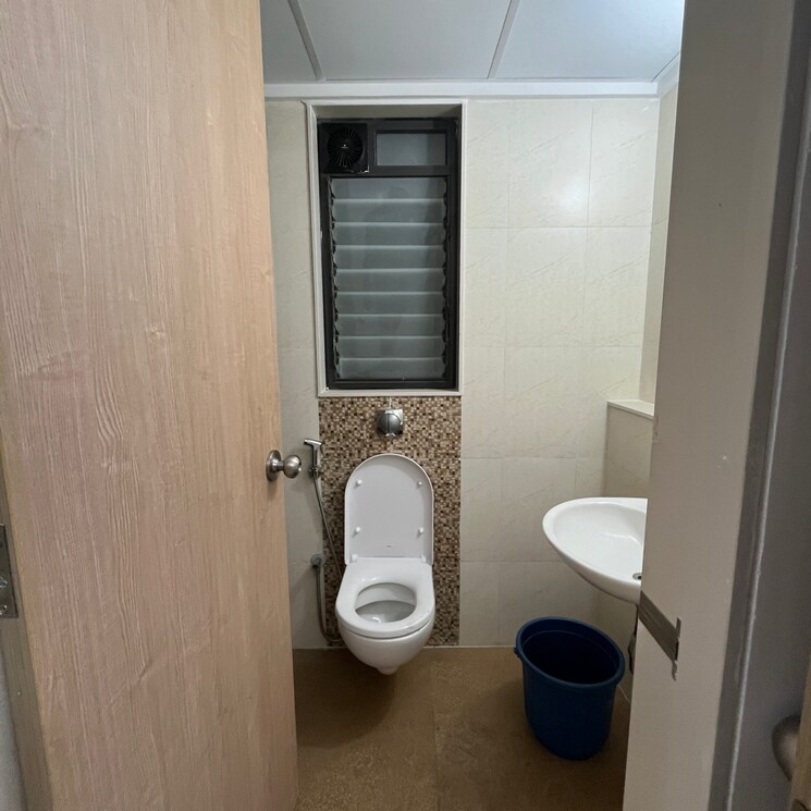 Bathroom, lodha-palava-aurelia 2 Bedroom 527 Sq.Ft. Apartment In Katai Village Thane 8840284