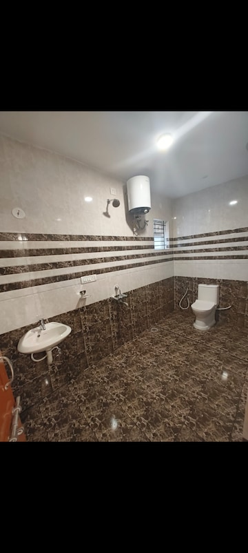 Bathroom in 1 BHK Builder Floor at DSR Divine, New Thippasandra – for Rent