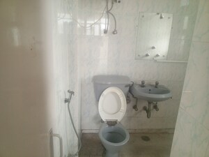 Bathroom in 3.5 BHK Apartment at Akash Ganga Apartment, Sector 56 – for Sale