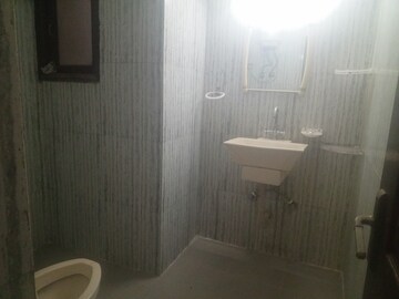 Bathroom in 3 BHK Apartment at Ganpati Apartments Gurgaon, Sector 56 – for Rent