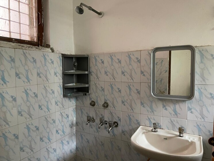 Bathroom, omaxe-the-olive-heights 3 Bedroom 1500 Sq.Ft. Apartment In Sector 56 Gurgaon 8840298