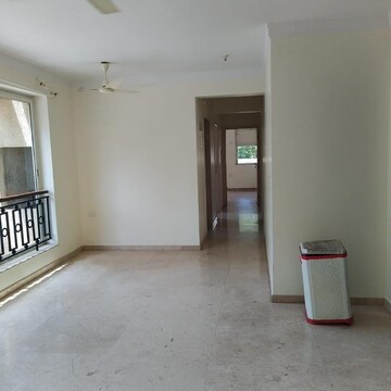 Room in 2 BHK Apartment at Casa Marina CHS LTD, Hiranandani Estate – for Rent