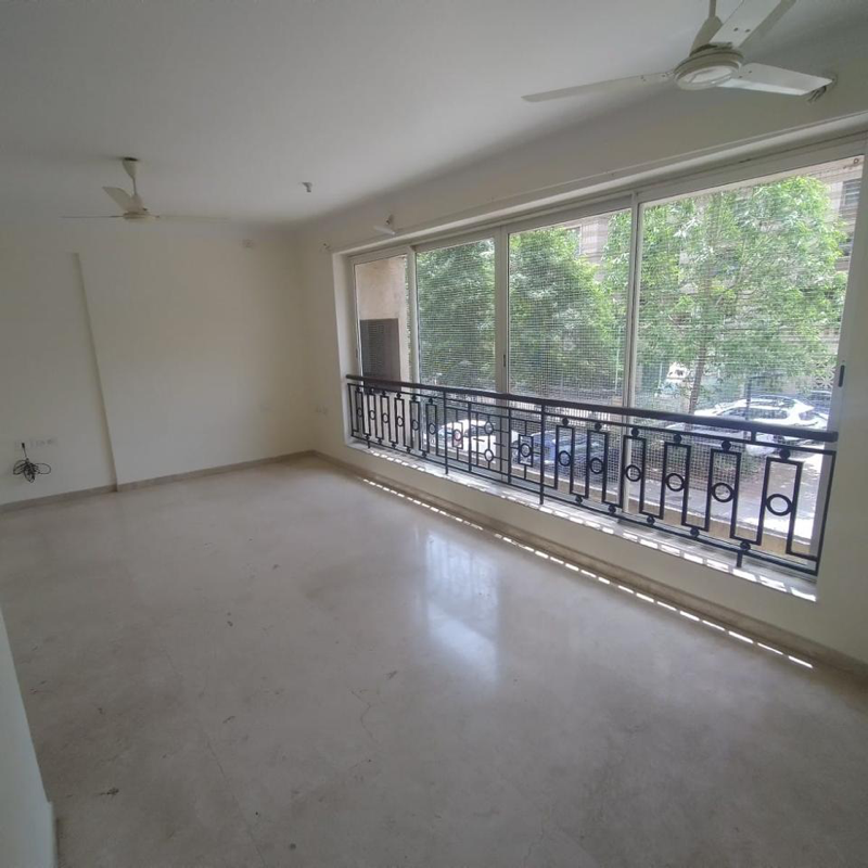 2 BHK + Extra Room 800 Sq.Ft. Apartment in Casa Marina CHS LTD