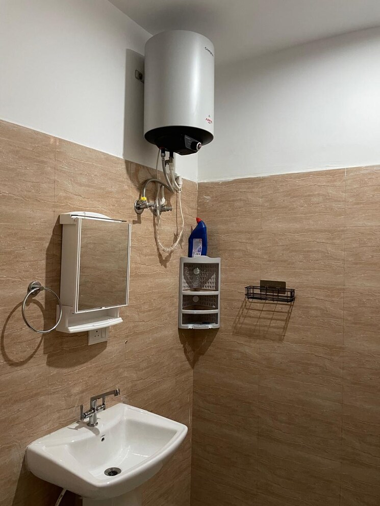 Master Bedroom, omaxe-the-olive-heights 3 Bedroom 1785 Sq.Ft. Apartment In Sector 56 Gurgaon 8840304