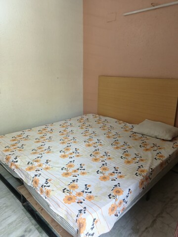 Bedroom in 3.5 BHK Apartment at The Arihant CGHS, Sector 56 – for Rent
