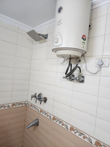 Bathroom in 3 BHK Apartment at Gail CGHS, Sector 56 – for Rent