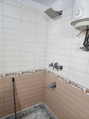 Bathroom in 3 BHK Apartment at Gail CGHS, Sector 56 – for Rent