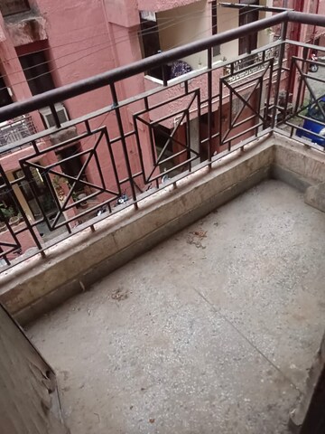 Balcony in 1 BHK Apartment at Molarband – for Rent