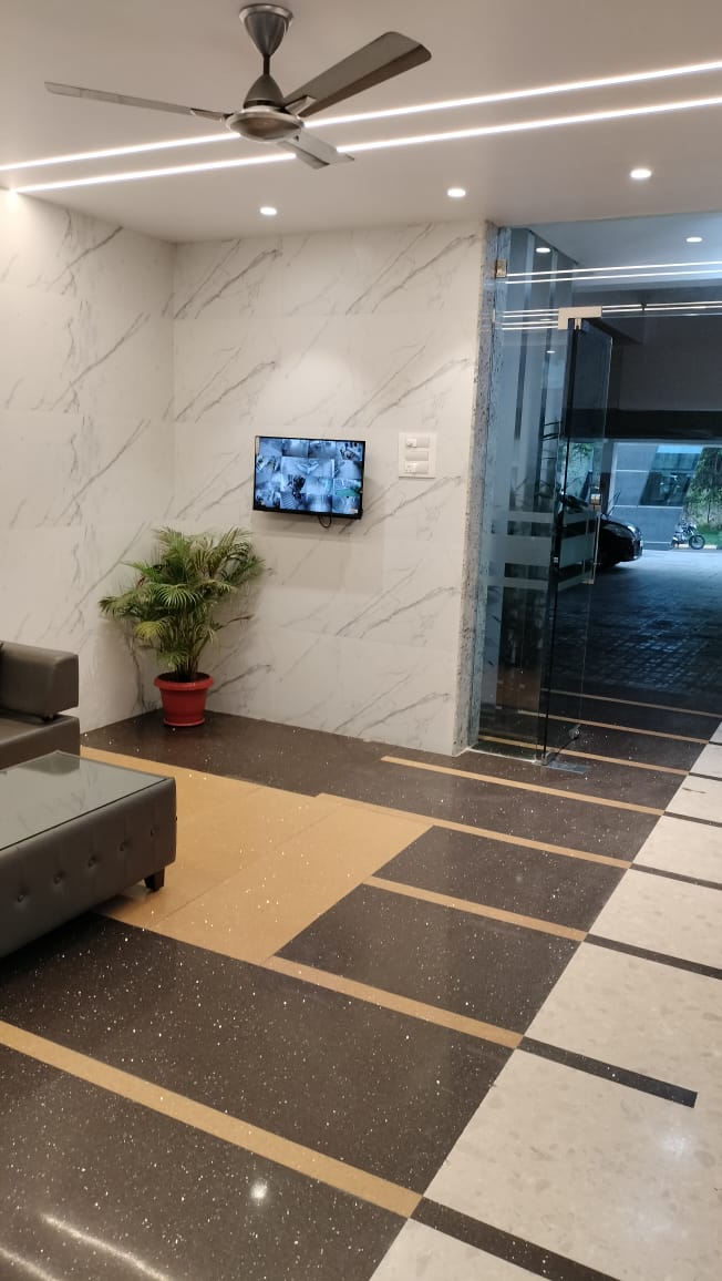 2 BHK Apartment For Rent in Swaraj Queensbay