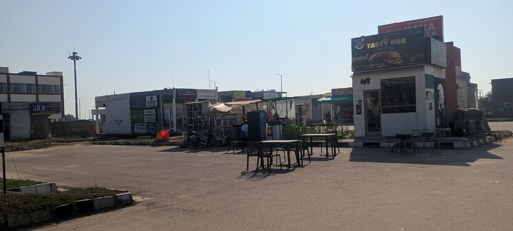 Exterior View, sector 88 Commercial Shop 10 Sq.Yd. In Sector 88 Mohali 8840323