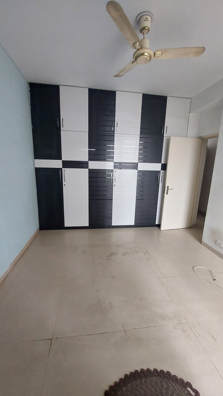 Kitchen, vatika-inxt-emilia-floors 2 Bedroom 940 Sq.Ft. Builder Floor In Sector 82 Gurgaon 8840331