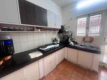 Kitchen in 3 BHK Builder Floor at Auram Floor, South City 2 – for Rent
