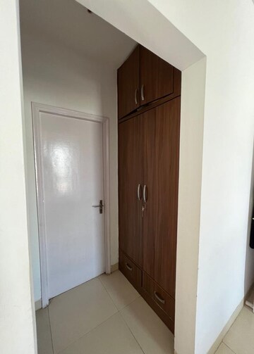 Room in 2 BHK Apartment at Vatika City Homes, Sector 83 – for Rent