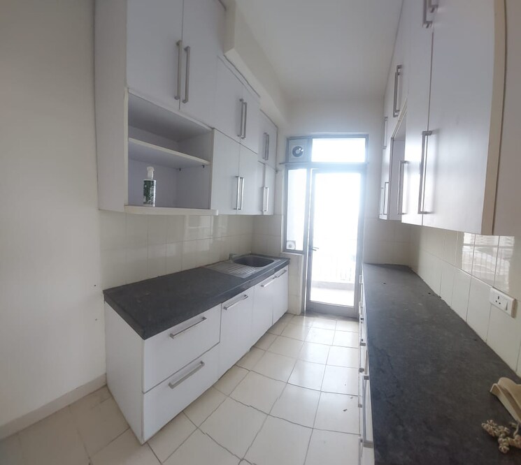 Kitchen, vatika-lifestyle-homes 3 Bedroom 1750 Sq.Ft. Apartment In Sector 83 Gurgaon 8840349