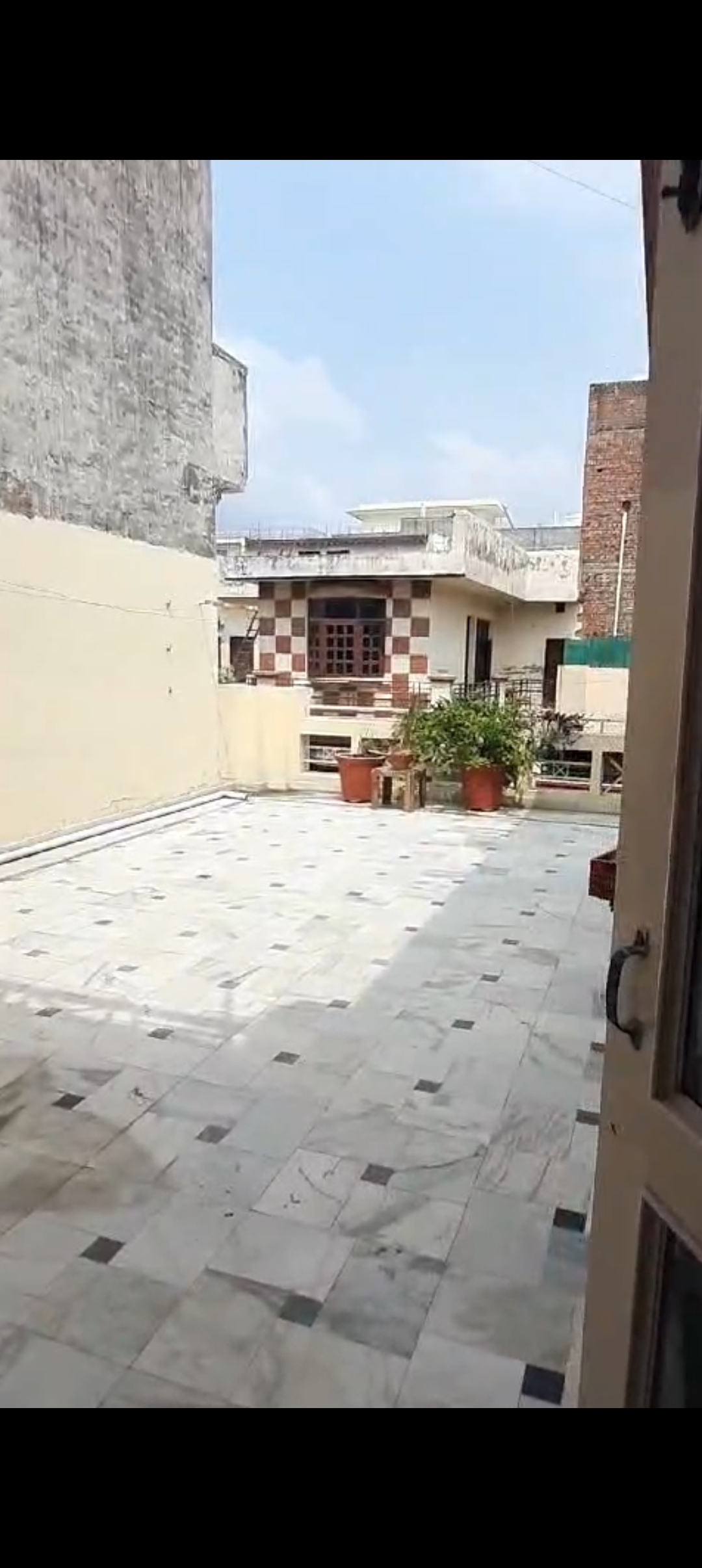 3.5 BHK + Servant Room Villa For Sale in D R Estate 