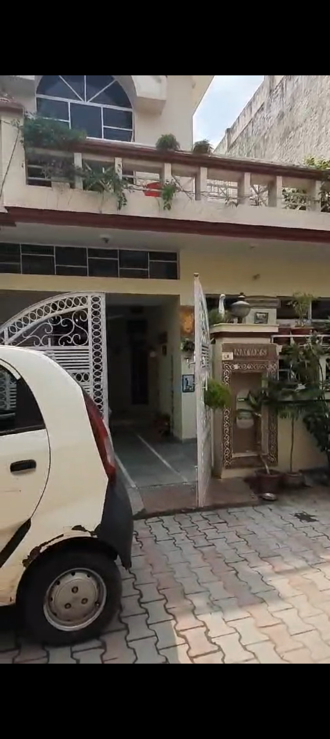 3.5 BHK + Extra Room Independent House For Sale in D R Estate 