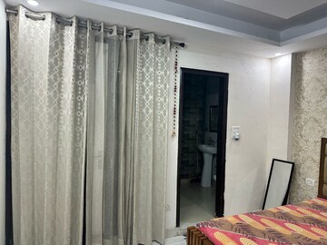 Bedroom in 2 BHK Builder Floor at Palam Vihar – for Rent