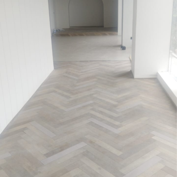 Room in  Office Space in IT/SEZ at DLF Regent House, Dlf Phase iv – for Rent