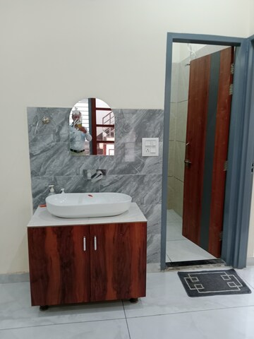 Attached Bathroom in 3 BHK Builder Floor at Huda – for Rent