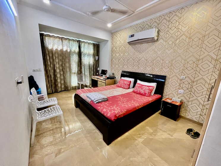Bedroom, palam vihar 3 Bedroom 290 Sq.Yd. Independent House In Palam Vihar Gurgaon 8840382