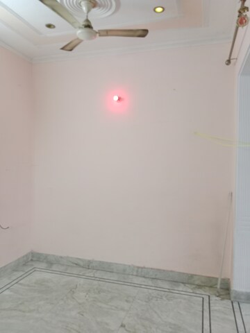 Room in 2 BHK Builder Floor at Huda – for Rent