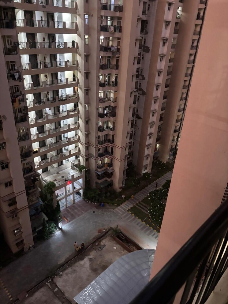 Exterior View, amrapali-princely-estate 2 Bedroom 875 Sq.Ft. Apartment In Sector 76 Noida 8840402