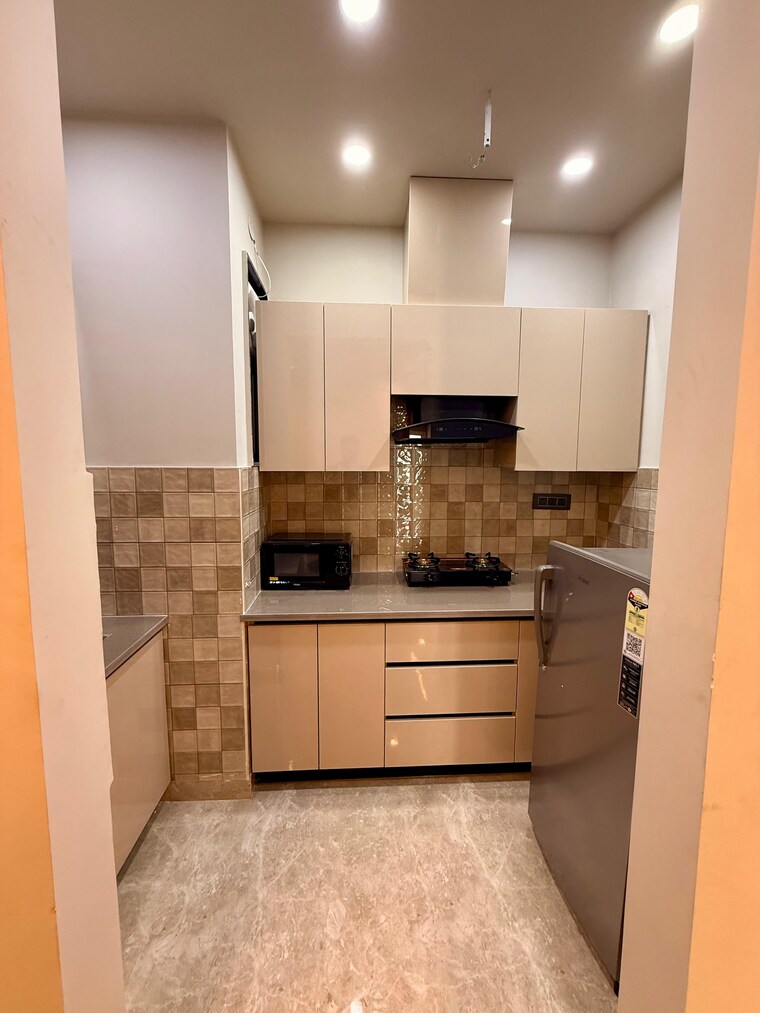 Kitchen, unitech-uniworld-city 4 Bedroom 3400 Sq.Ft. Apartment In Sector 30 Gurgaon 8840410