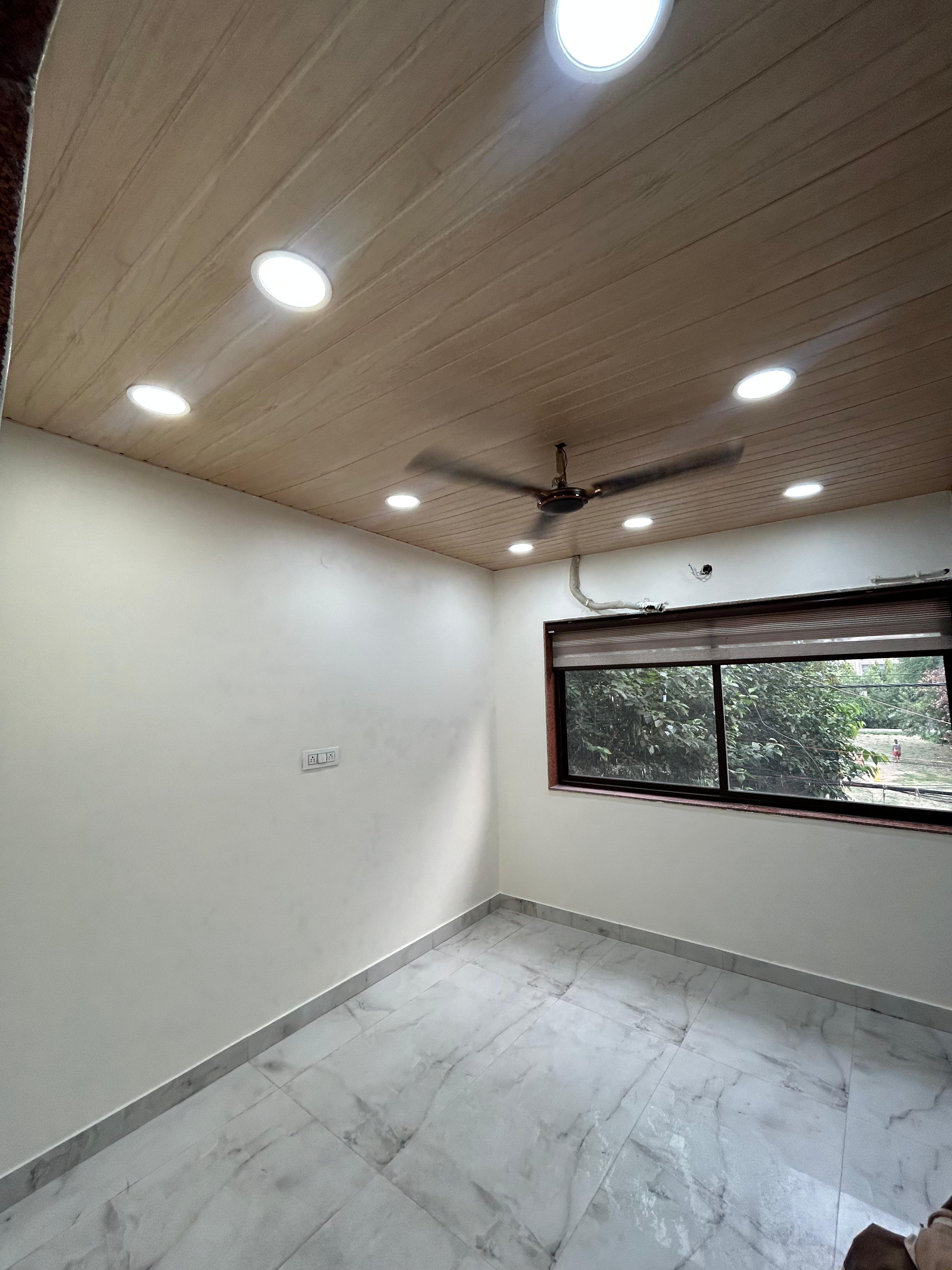 2 BHK Apartment For Rent in Madhur Apartment