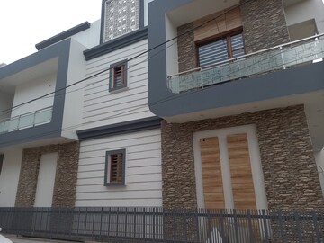 5 BHK Independent House For Sale in Sector 125