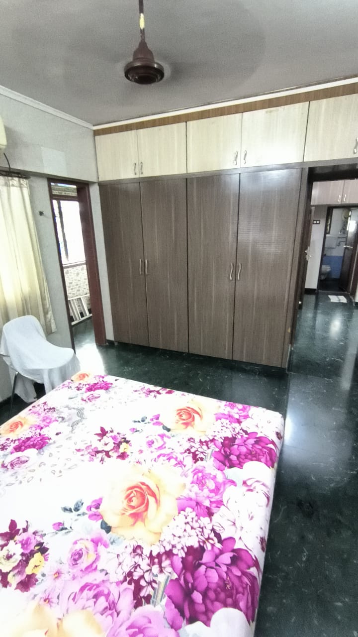 1 BHK + Extra Room Apartment For Rent in Amrit Chs