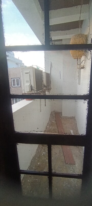 Balcony in 4 BHK Builder Floor at Virender Nagar – for Rent