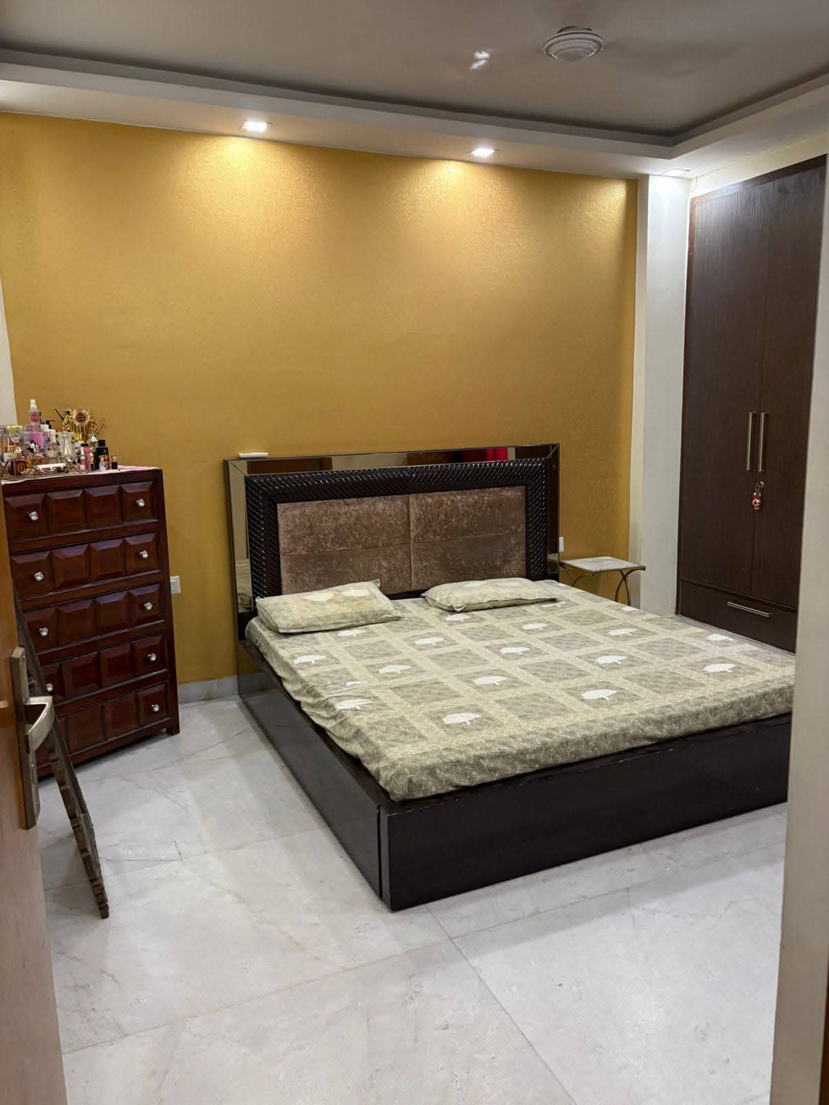 2 BHK + Study Room Builder Floor For Rent in West Sant Nagar 