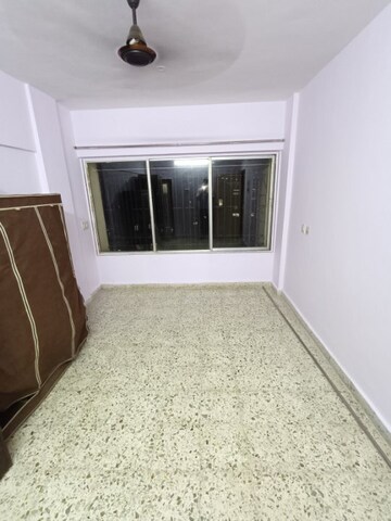 Room in 2 BHK Apartment at Sagar Park, Ghatkopar West – for Rent