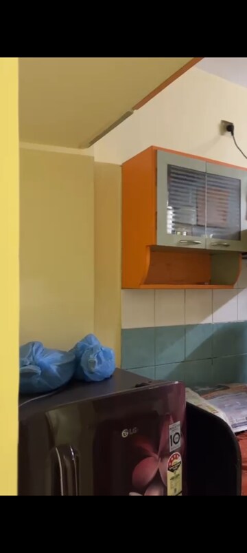 Room in 2 BHK Apartment at Manpada – for Rent