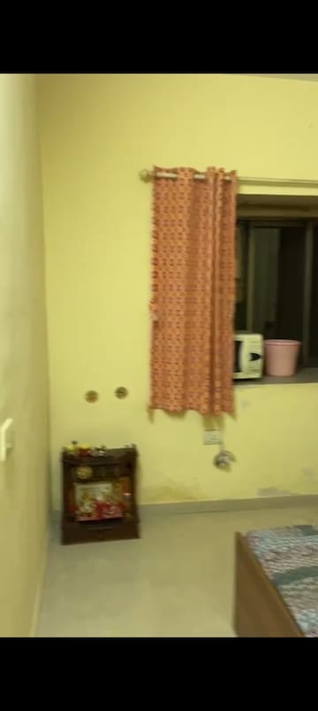 Room in 2 BHK Apartment at Manpada – for Rent