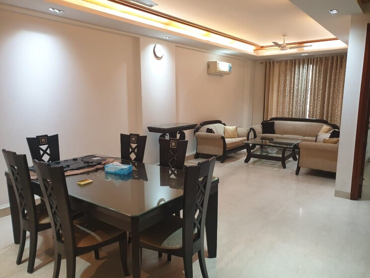 Gym, defence colony 3 Bedroom 2000 Sq.Ft. Builder Floor In Defence Colony Delhi 8840521