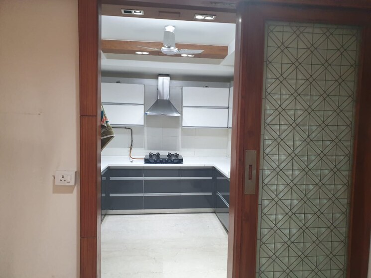 Master Bedroom, defence colony 3 Bedroom 2000 Sq.Ft. Builder Floor In Defence Colony Delhi 8840521