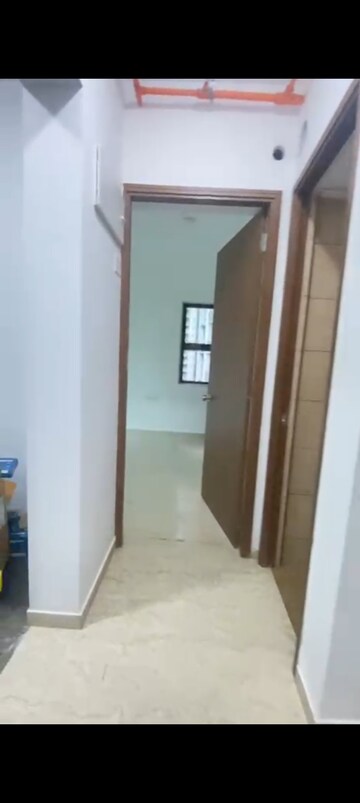 Building Lobby in 3.5 BHK Apartment at Kalpataru Immensa, Kolshet Road – for Rent