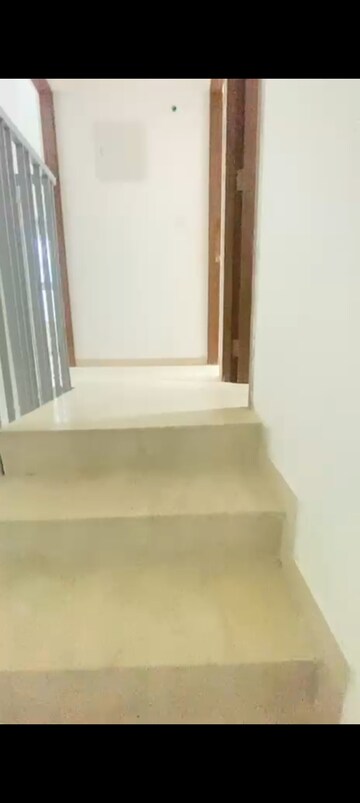 Building Lobby in 3.5 BHK Apartment at Kalpataru Immensa, Kolshet Road – for Rent