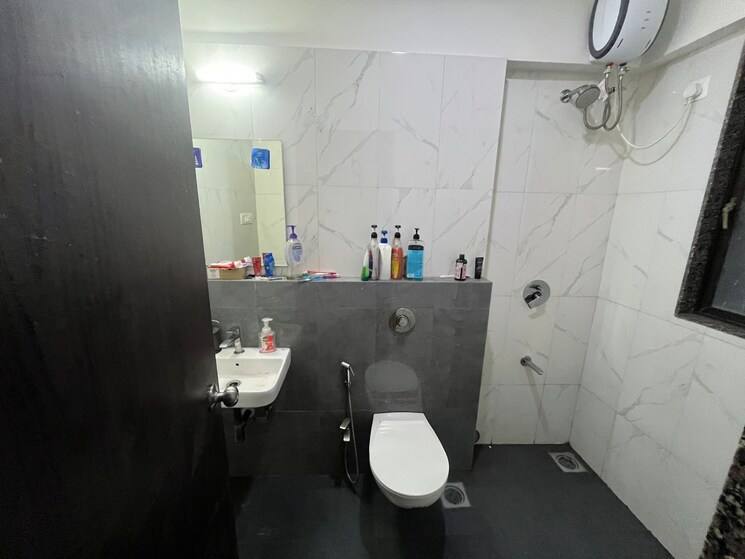 Team Area, lotus-unity 3 Bedroom 1003 Sq.Ft. Apartment In Versova Mumbai 8840523