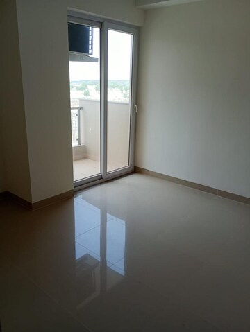 Room in 3 BHK Apartment at Ramprastha Primera, Sector 37d – for Sale