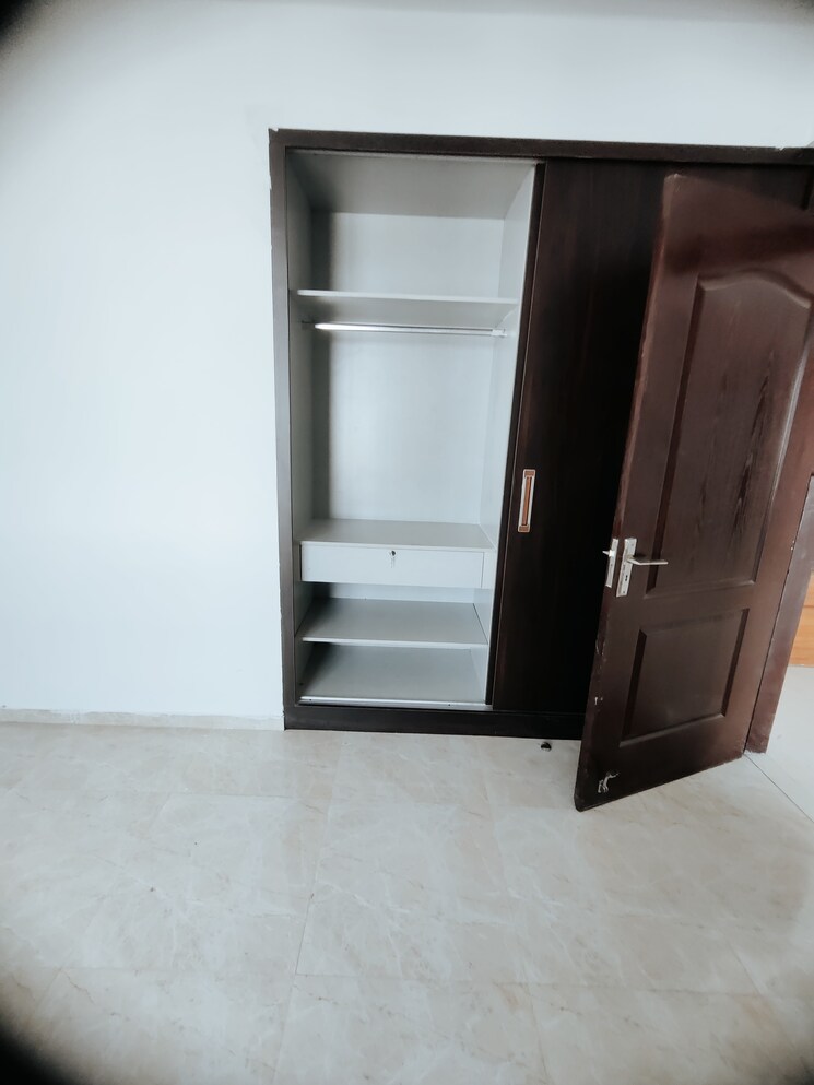 undefined, omaxe-royal-residency-faridabad 3 Bedroom 1925 Sq.Ft. Apartment In Sector 79 Faridabad 8840551